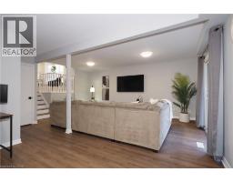 7 CAPRICE Court - 17