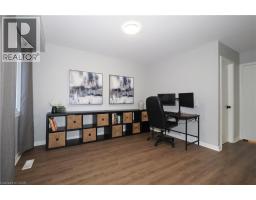 7 CAPRICE Court - 18