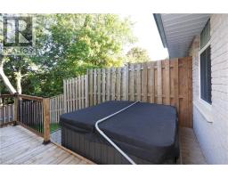7 CAPRICE Court - 30