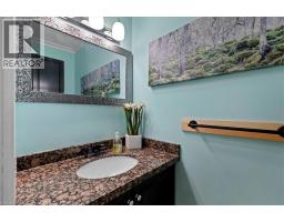 7 CHANDOS Drive - 18