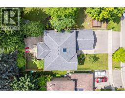 7 CHANDOS Drive - 41