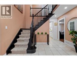 7 CHANDOS Drive - 8