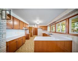 659 GAGE Street - 13
