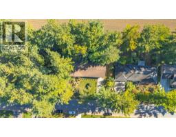 659 GAGE Street - 6