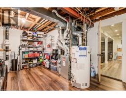 98 ROLLING MEADOWS Drive - 39
