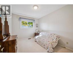 207 LAURENTIAN Drive - 15