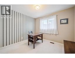 207 LAURENTIAN Drive - 17