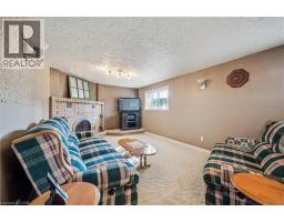 207 LAURENTIAN Drive - 22