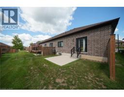 14 TAMARACK Way - 33
