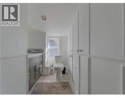 9 KEHL Street - 18