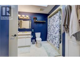 38 MILL Street E - 18