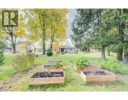 38 MILL Street E - 32