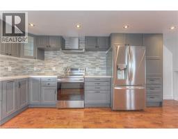 22 DUNDONALD Road - 8