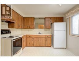 285 SANDOWNE Drive UnitNo. 9 - 14