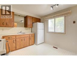 285 SANDOWNE Drive UnitNo. 9 - 15