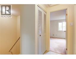 285 SANDOWNE Drive UnitNo. 9 - 20