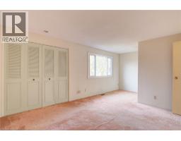 285 SANDOWNE Drive UnitNo. 9 - 22