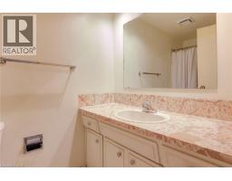 285 SANDOWNE Drive UnitNo. 9 - 24