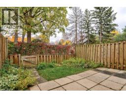 285 SANDOWNE Drive UnitNo. 9 - 36