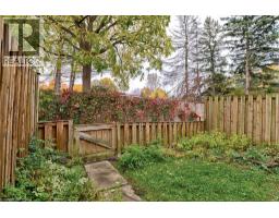 285 SANDOWNE Drive UnitNo. 9 - 38