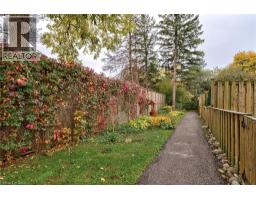 285 SANDOWNE Drive UnitNo. 9 - 40