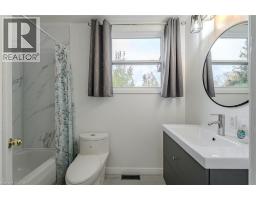 15 PARK LANE Crescent - 25