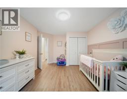 320 HAMILTON Drive UnitNo. 10 - 18