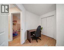 320 HAMILTON Drive UnitNo. 10 - 20
