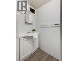 10 VICTORIA Street - 23