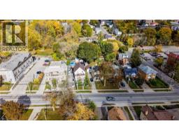 138 COURTLAND Avenue E - 11