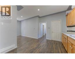 138 COURTLAND Avenue E - 26