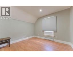 138 COURTLAND Avenue E - 30