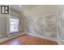 138 COURTLAND Avenue E - 32