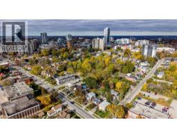 138 COURTLAND Avenue E - 4