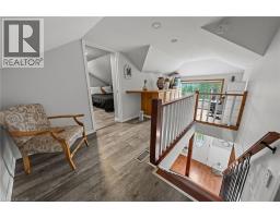 1 HUGHSON Street - 23