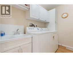 510 QUEENSWAY W UnitNo. 33 - 22