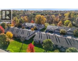 510 QUEENSWAY W UnitNo. 33 - 4