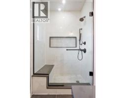 47 STOWBRIDGE Crescent - 35