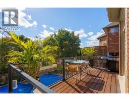 47 STOWBRIDGE Crescent - 48