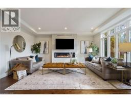 47 STOWBRIDGE Crescent - 6