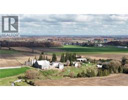 926 KING Street N - 12