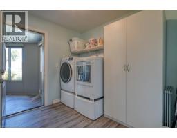 1061 ELORA Road - 25