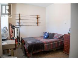 2016 PARK Street - 17