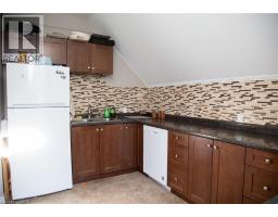 2016 PARK Street - 36