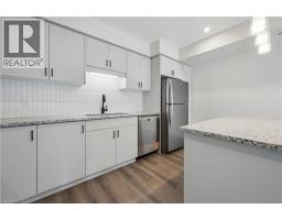 42 URBANE Boulevard - 9