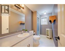 1 EDGEWOOD Court - 33