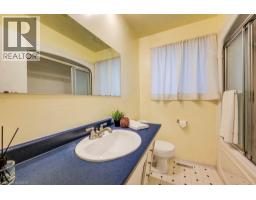 58 VICTORIA Street - 21