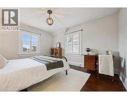 860 QUEENS Boulevard - 17