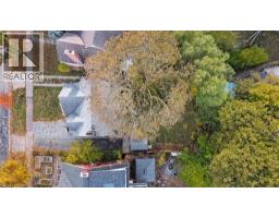 860 QUEENS Boulevard - 33