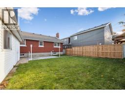 532 VICTORIA Street S - 32